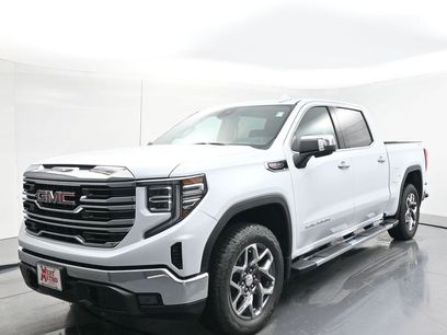 New 2026 GMC Sierra 1500 SLT w/ SLT Convenience Package