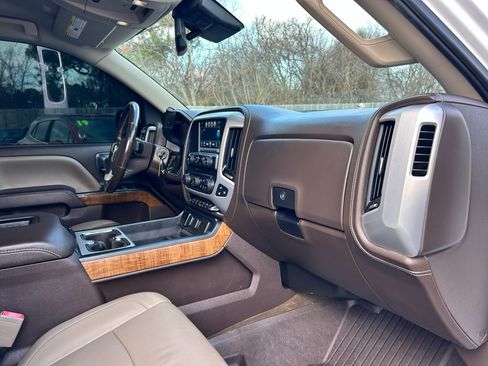 Used 2018 GMC Sierra 1500 SLT image 8