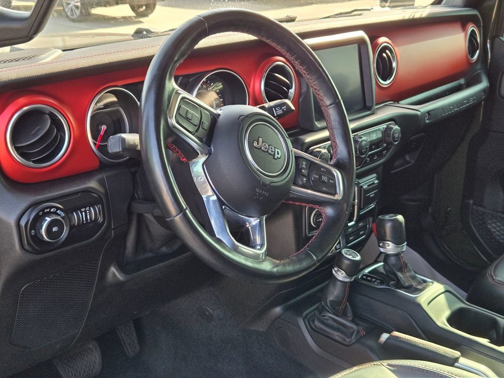Used 2021 Jeep Wrangler Unlimited Rubicon AWD/4WD image 9