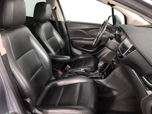 Used 2020 Buick Encore Essence image 19