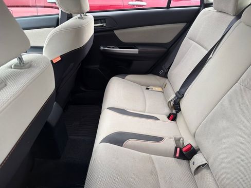 Used 2016 Subaru Crosstrek 2.0i Premium w/ Moonroof Package image 14