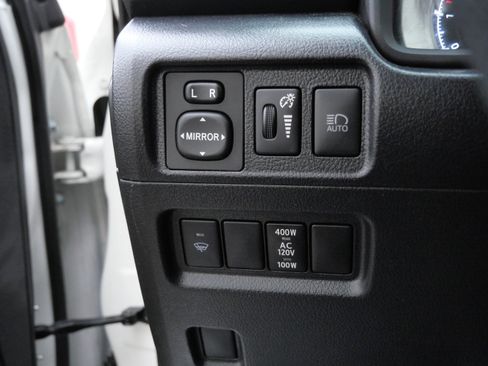 Used 2020 Toyota 4Runner Limited image 26