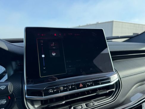 New 2026 Jeep Compass Limited image 24