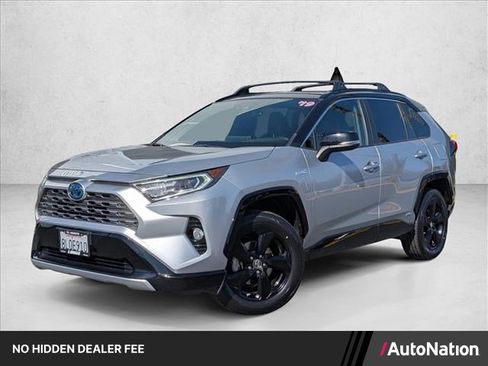 Used 2019 Toyota RAV4 XSE w/ Carpet Mat Package AWD/4WD image 1