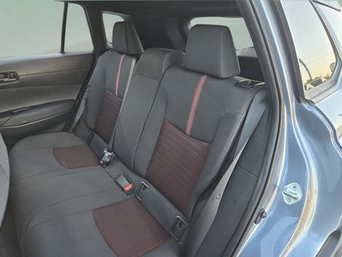 Used 2024 Toyota Corolla Cross AWD Hybrid w/ Moonroof Package image 21
