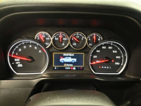 Used 2019 Chevrolet Silverado 1500 LT Trail Boss AWD/4WD image 24