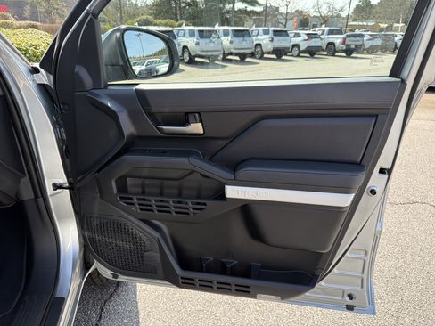 Certified 2024 Toyota Tacoma TRD Off-Road w/ TRD Off Road Upgrade Package image 27