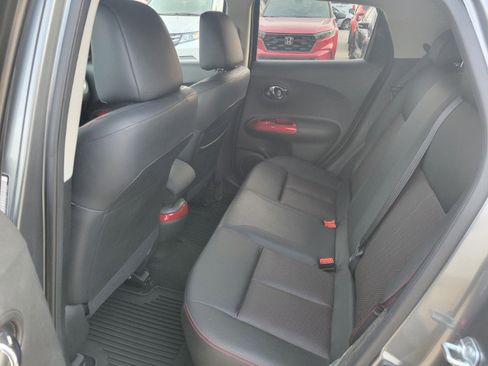 Used 2017 Nissan Juke SL image 20