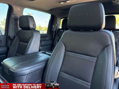 Used 2023 GMC Sierra 3500 Denali w/ Denali Black Diamond Edition image 21