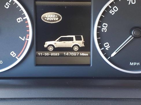 Used 2011 Land Rover LR4 HSE LUX image 29