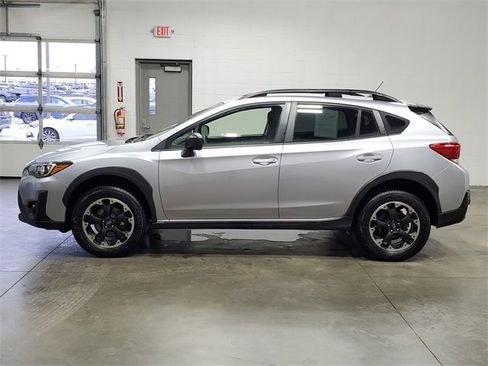 Certified 2023 Subaru Crosstrek 2.0i image 7