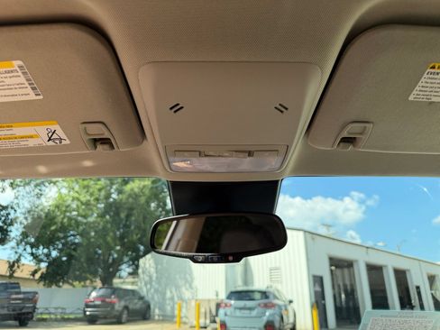 Used 2022 Buick Encore Preferred w/ Safety Package AWD/4WD image 21