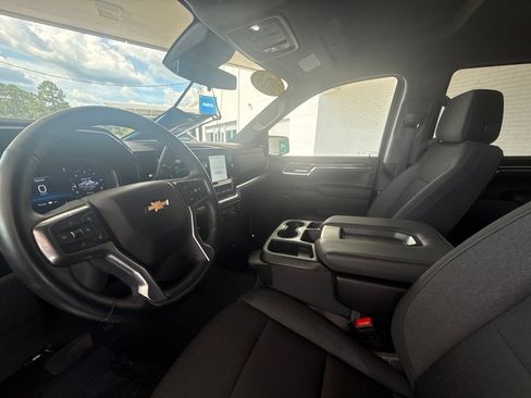 Used 2024 Chevrolet Silverado 1500 LT AWD/4WD image 27