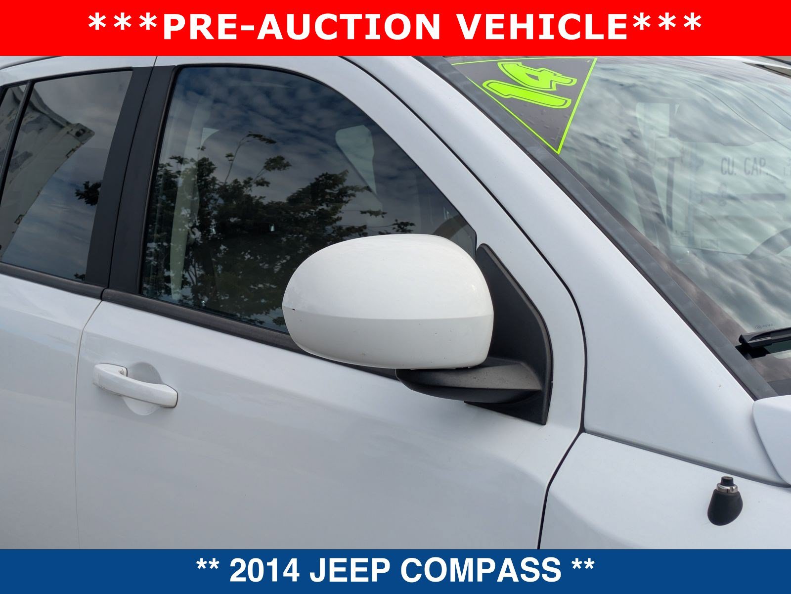 Used 2014 Jeep Compass Latitude FWD image 11