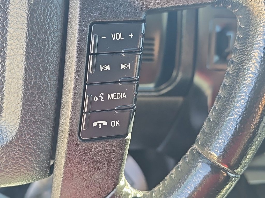 Used 2017 Ford Expedition XL w/ Equipment Group 101A AWD/4WD image 16