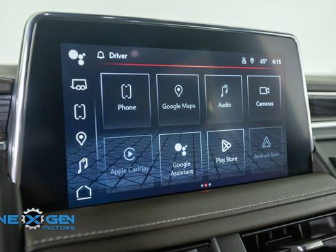 Used 2023 GMC Yukon SLT AWD/4WD image 18