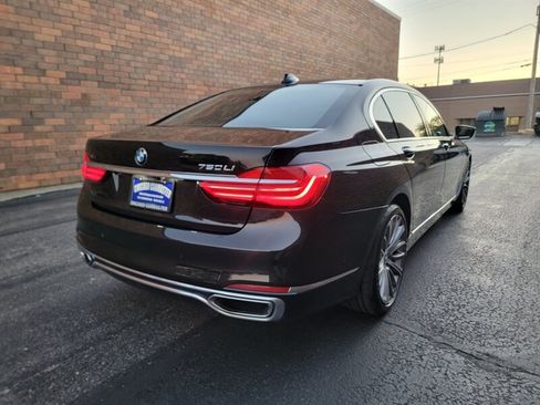 Used 2017 BMW 750Li xDrive AWD/4WD image 2