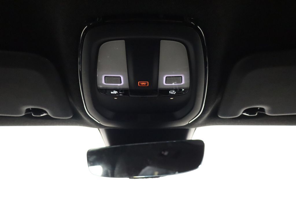 Used 2023 Volvo C40 P8 Recharge Ultimate AWD/4WD image 24