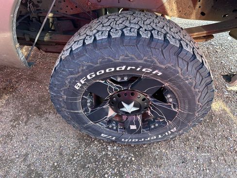 Used 2011 Ford F250 XLT w/ Chrome Pkg image 30