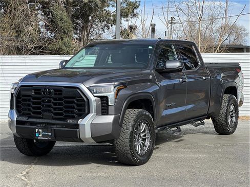 Used 2022 Toyota Tundra Limited w/ TRD Off-Road Package image 6