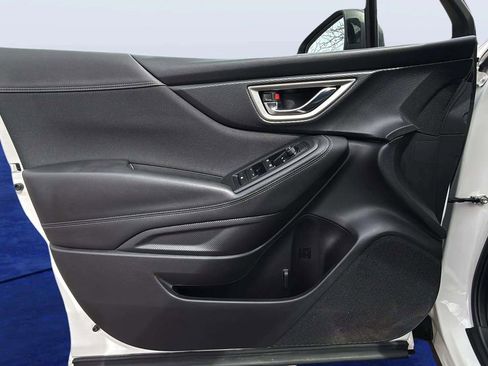 Used 2023 Subaru Forester Premium image 19