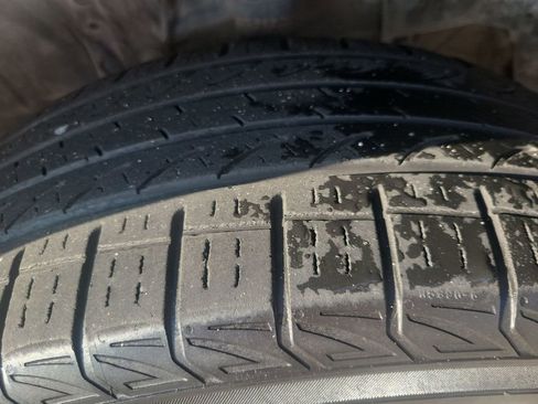 Certified 2020 Toyota RAV4 XLE Premium image 31