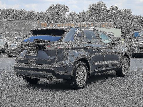 Used 2023 Ford Edge Titanium w/ Cargo Accessory Package AWD/4WD image 4