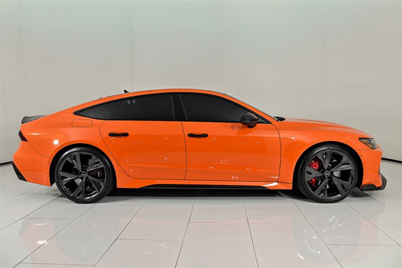 Used 2021 Audi RS 7 Sportback w/ Carbon Optic Package AWD/4WD image 16