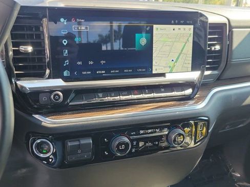 Used 2025 Chevrolet Silverado 2500 LT w/ Convenience Package AWD/4WD image 24