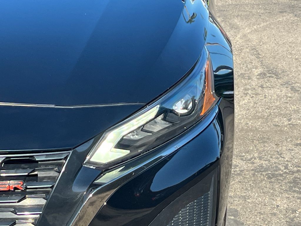 Used 2023 Nissan Altima 2.5 SR FWD image 34