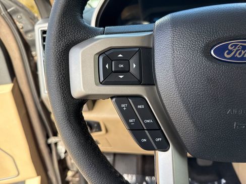 Used 2016 Ford F150 Lariat w/ Equipment Group 502A Luxury image 15