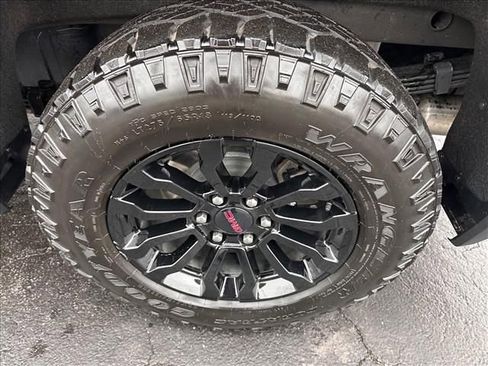 Certified 2023 GMC Sierra 1500 AT4X image 35