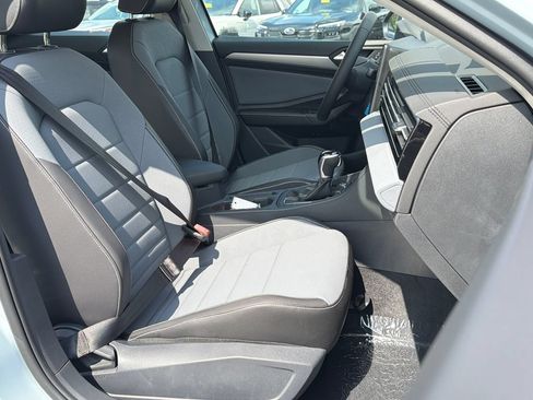 New 2026 Volkswagen Jetta SE FWD image 18