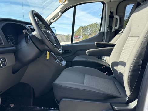 Used 2023 Ford Transit 350 XLT image 12