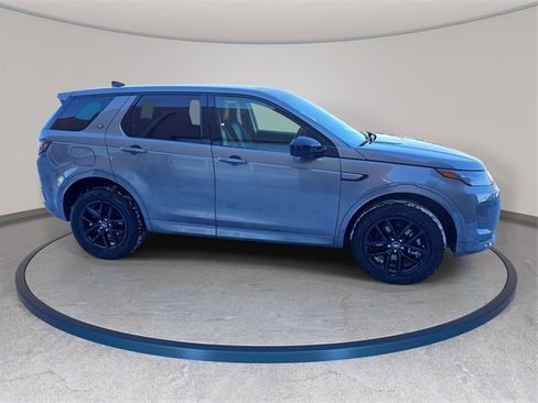 Used 2025 Land Rover Discovery Sport S image 4