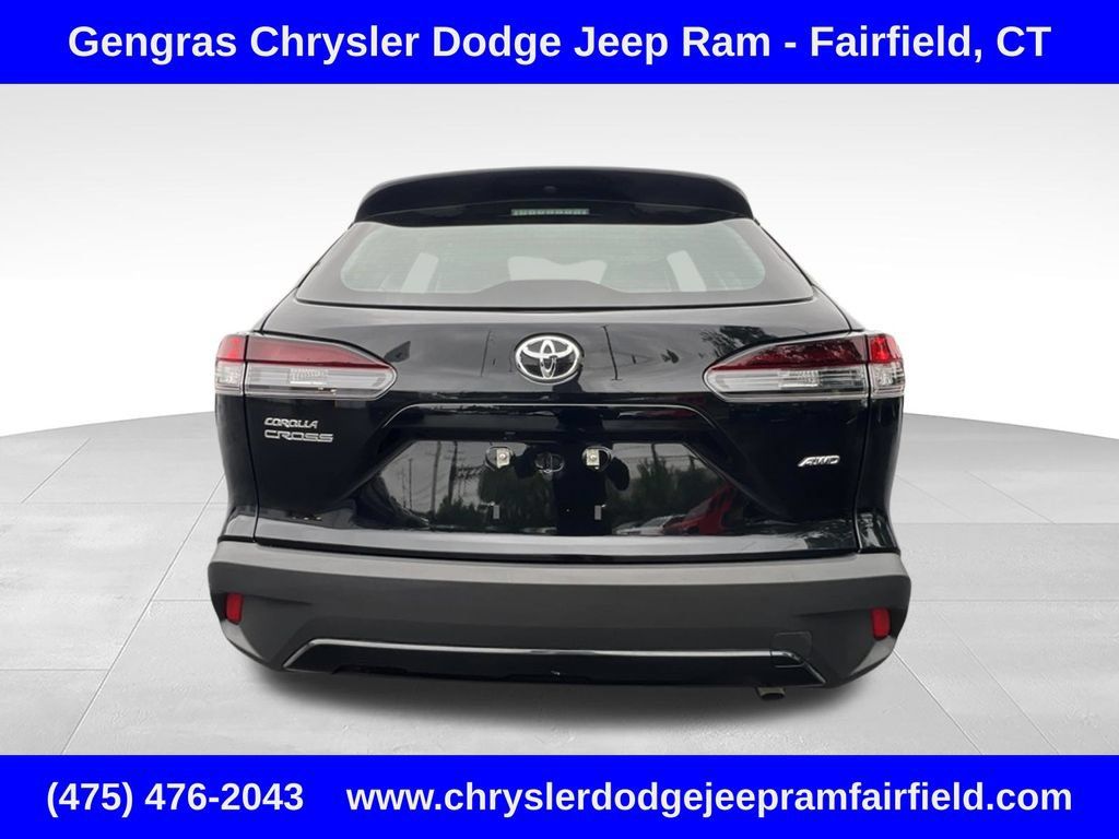 Used 2026 Toyota Corolla Cross L AWD/4WD image 5