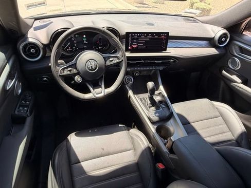 Used 2024 Alfa Romeo Tonale Ti AWD/4WD image 8