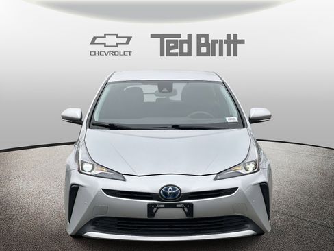 Used 2022 Toyota Prius LE image 2