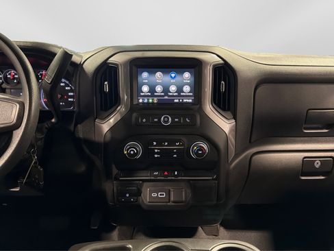 Used 2021 Chevrolet Silverado 2500 Custom w/ Custom Value Package AWD/4WD image 27