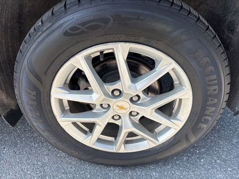 Used 2022 Chevrolet Equinox LT image 18