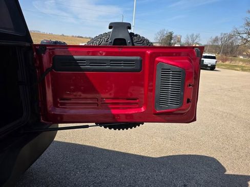 Used 2021 Ford Bronco Big Bend w/ Sasquatch Package AWD/4WD image 40