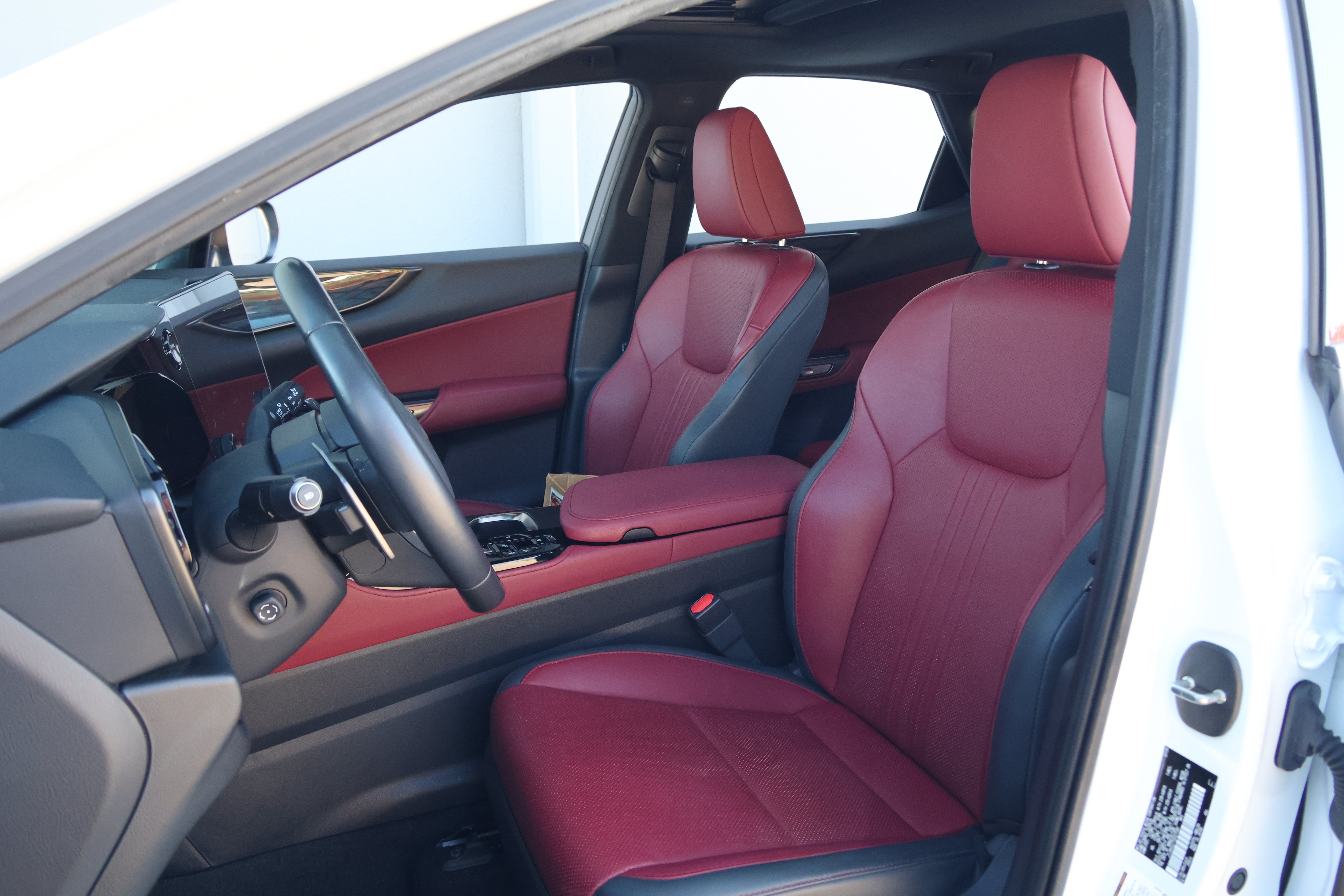 Used 2025 Lexus NX 350h AWD w/ Cold Area Package image 36