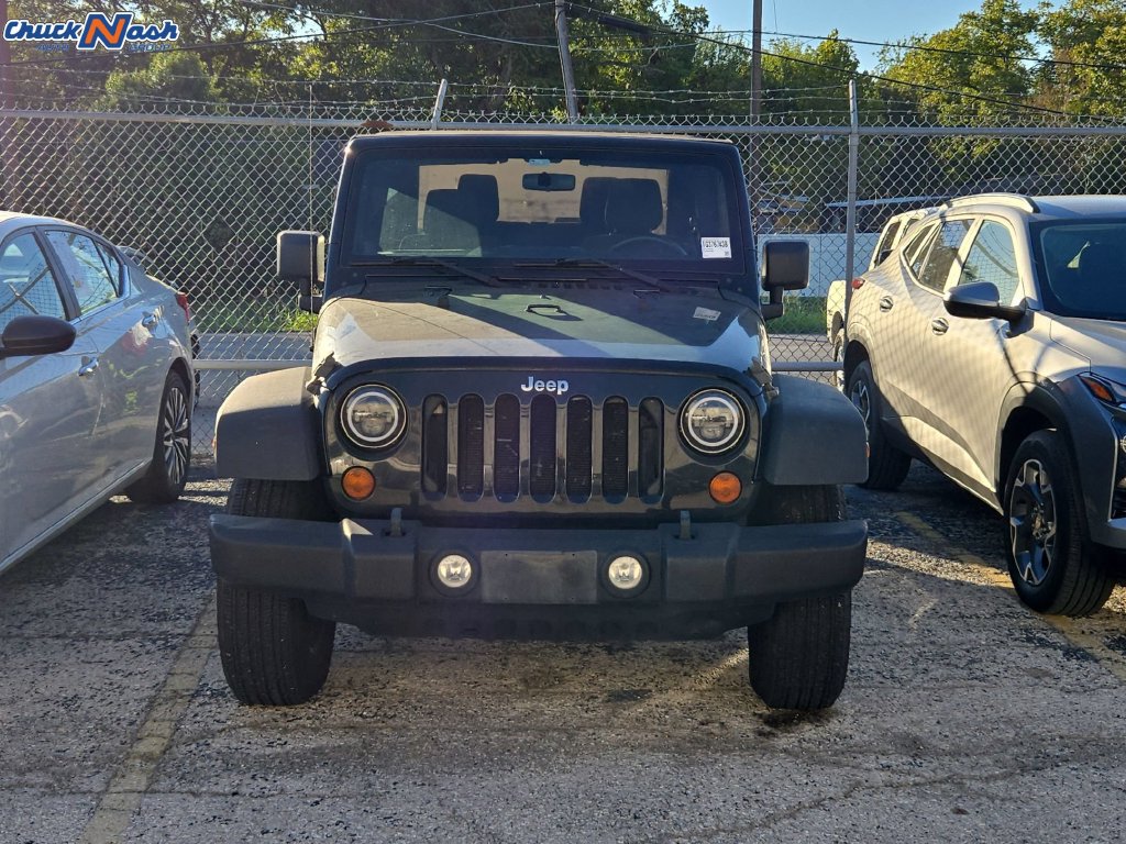 Used 2011 Jeep Wrangler Sport AWD/4WD image 2
