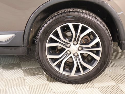 Used 2018 Mitsubishi Outlander ES AWD/4WD image 18