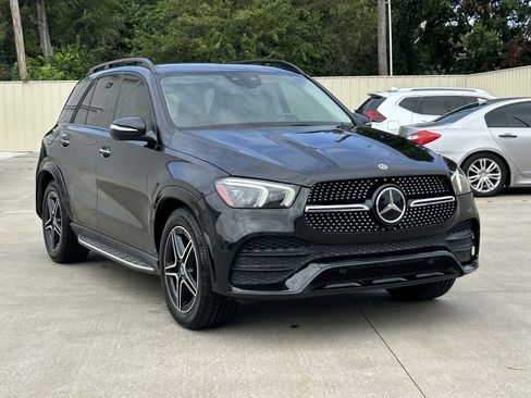 Used 2021 Mercedes-Benz GLE 450 4MATIC image 4