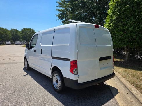 Used 2018 Nissan NV200 S w/ Cruise Control Package FWD image 3