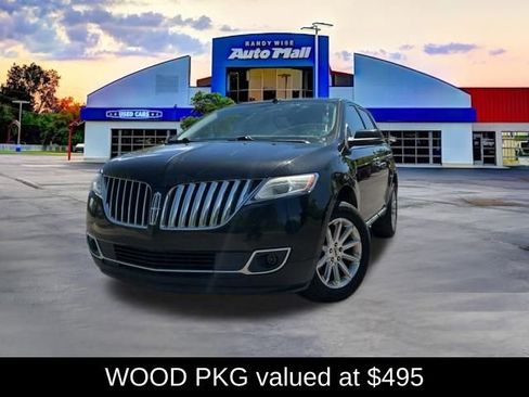 Used 2013 Lincoln MKX FWD image 3