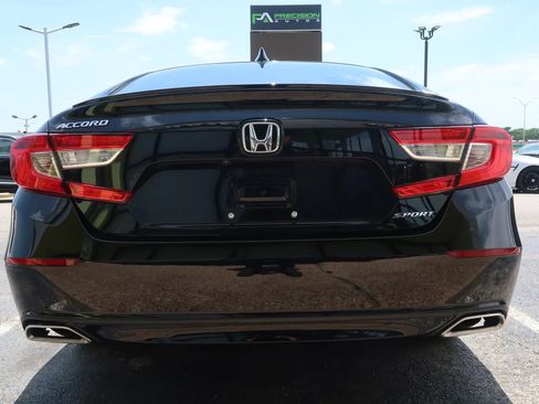 Used 2022 Honda Accord Sport image 9