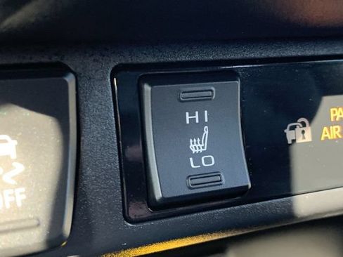 Certified 2023 Toyota RAV4 XLE Premium AWD/4WD image 28