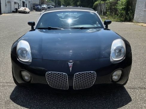 Used 2006 Pontiac Solstice Convertible w/ Premium Package RWD image 8